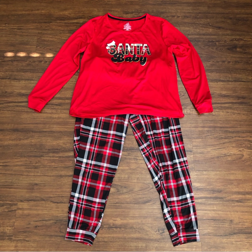 Secret Treasures “Santa Baby” Pajama Set